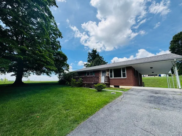 115 Lucas St, Christiansburg, VA 24073