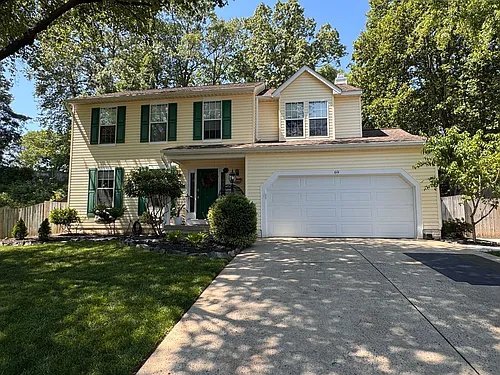 69 Spring Lake Dr Photo 1