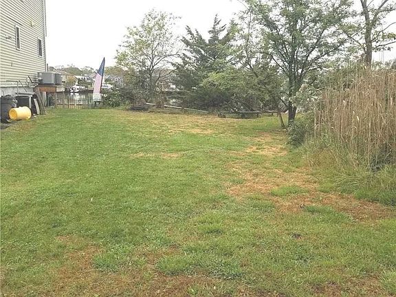 2nd image of 61 Riverdale Ave