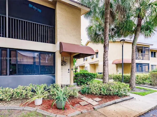 3071 N Oakland Forest Dr APT 202, Oakland Park, FL 33309