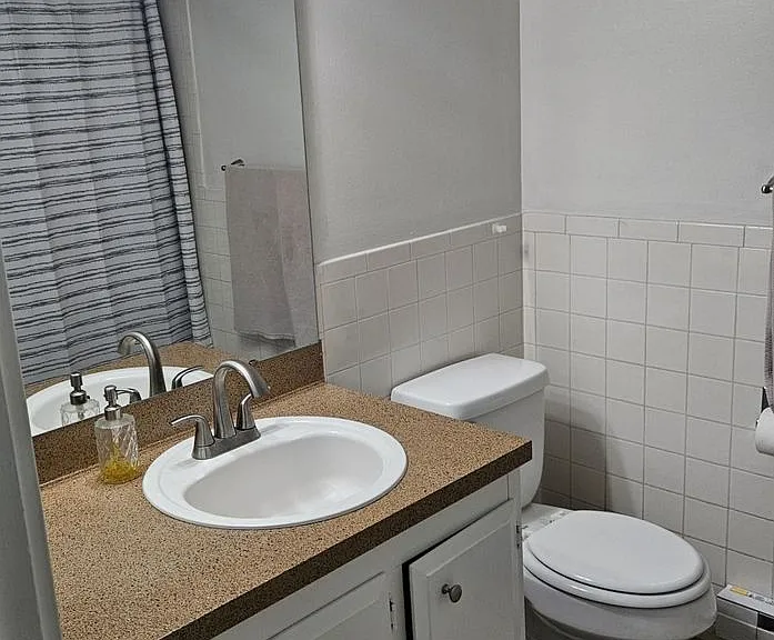 Meydenbauer Court Apartments — Photo 10