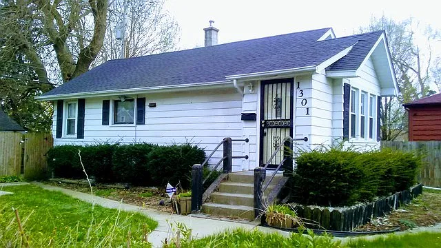 1301 Price Ave photo 1