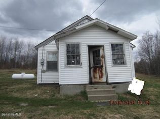 37 Central Shaft Rd, Florida, MA 01247