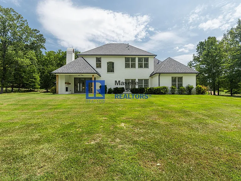 412 Dover Ln — Photo 75