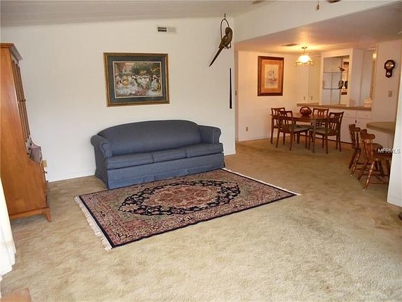 3rd image of 2055 S Floral Ave