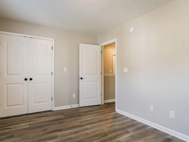332 Chamberlain Dr — Photo 15