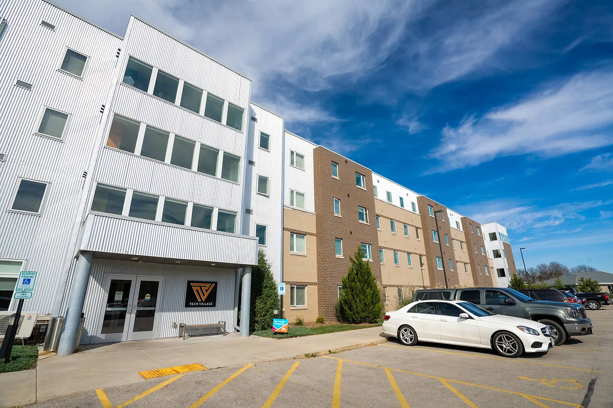 Building Photo - Tech Village