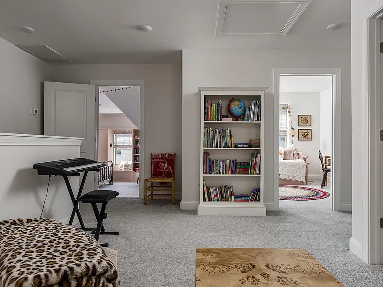 8033 Still Spring Ridge Dr — Photo 21