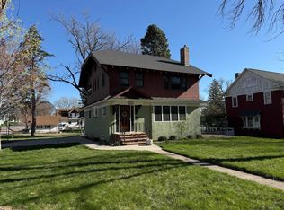 303 1st St NE, Orange City, IA 51041