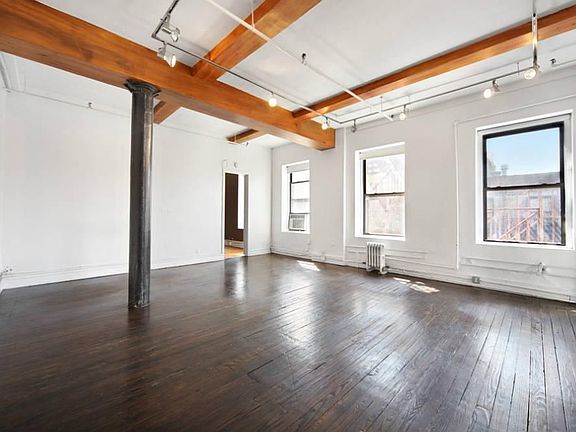 2nd image of 155 Wooster St APT 4R