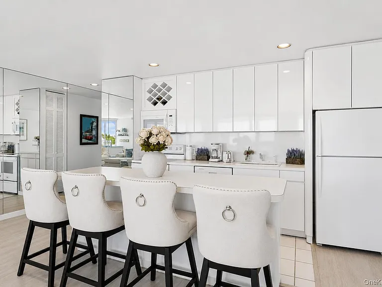 253 Dune Rd #62 — Photo 9
