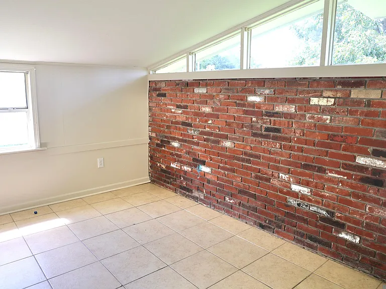 10716 Cletus Dr — Photo 6