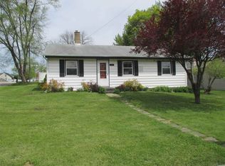 305 E Front St, Byron, IL 61010