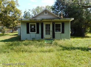 5465 Wyandotte Dr, Hope Mills, NC 28348