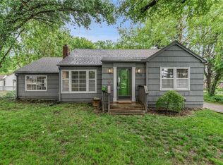 5739 Reeds Rd, Mission, KS 66202