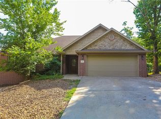 40 Sunderland Dr, Bella Vista, AR 72714