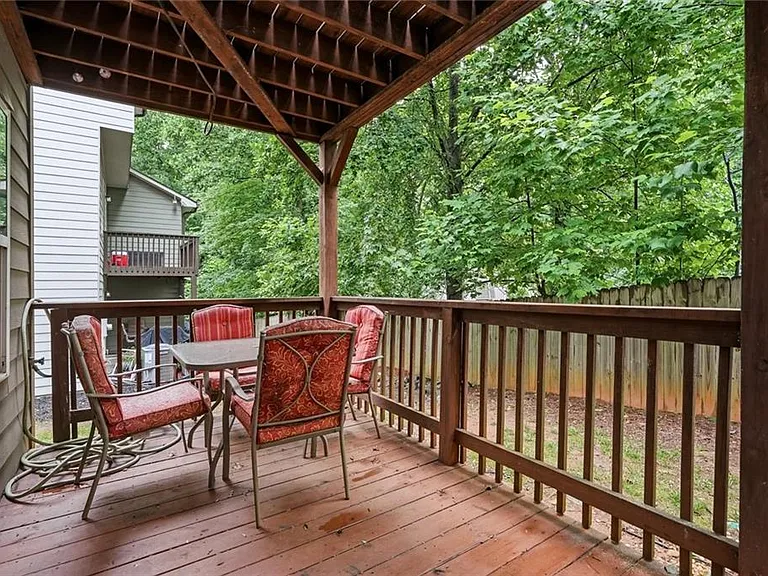 2922 Ashlyn Pointe Dr — Photo 24