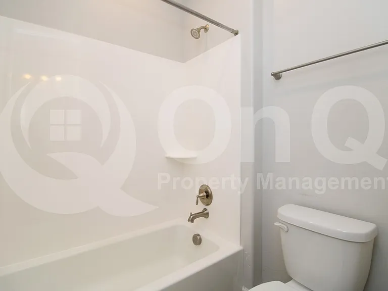 2042 E Dry Wood Rd — Photo 24