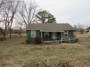 24 Davis St, Bells, TN 38006