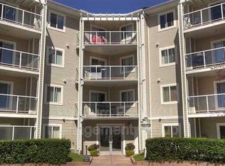 260 Shawville Way SE, Calgary, AB T2Y3Z6