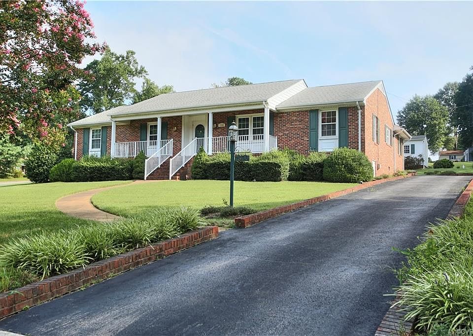1st image of 7300 Clark Cir