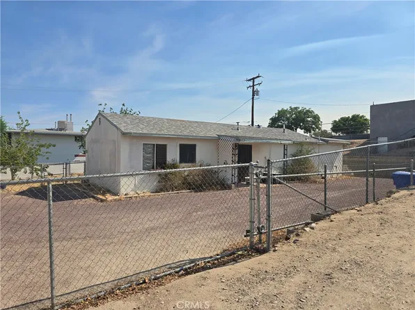 435 S 1st Ave, Barstow, CA 92311