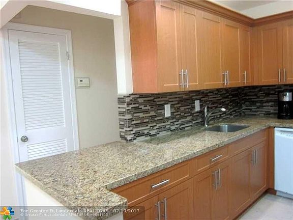 5th image of 2271 NE 68th St APT 2024