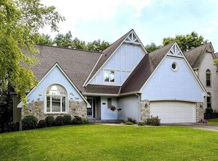 7637 Acuff Ln, Lenexa, KS 66216