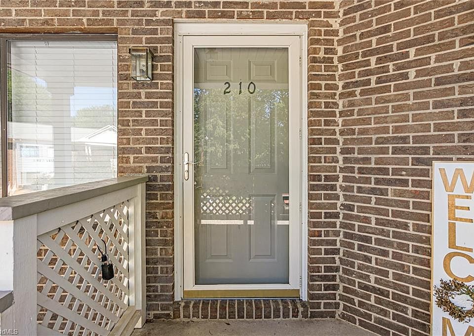 1st image of 210 Davidson St