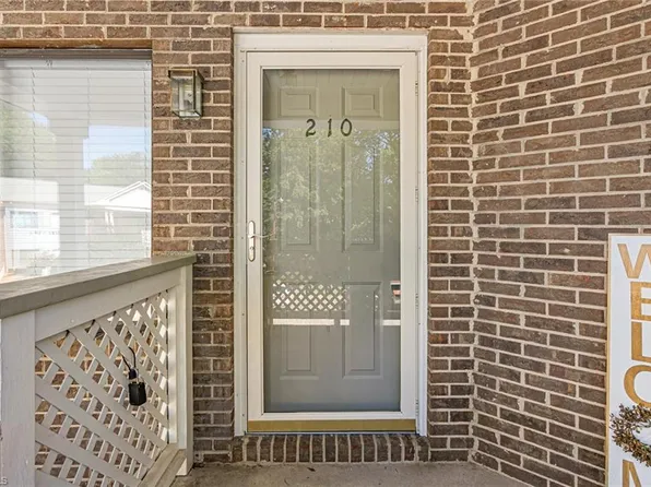 210 Davidson St, Archdale, NC 27263
