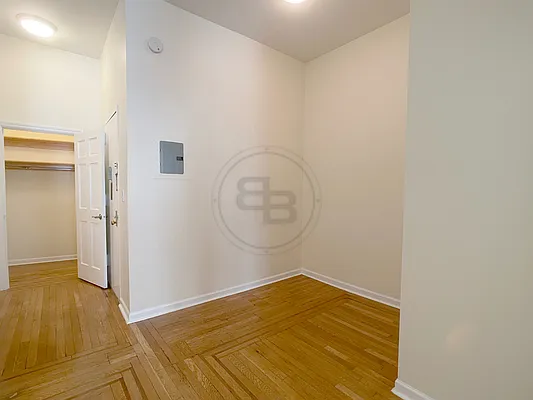 Rented by Corcoran | media 14