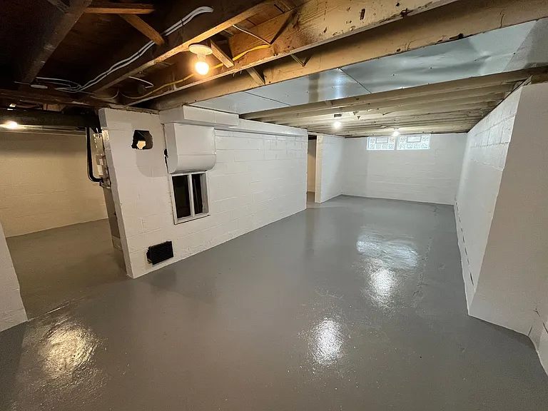 870 Melrose Ave — Photo 15