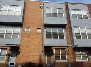 3209 N Drake Ave #M, Chicago, IL 60618