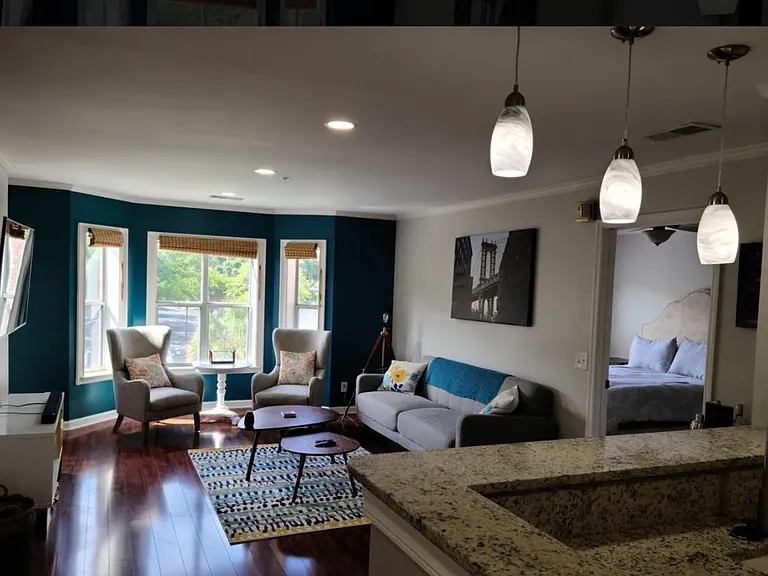 900 Taylor St #3 — Photo 2