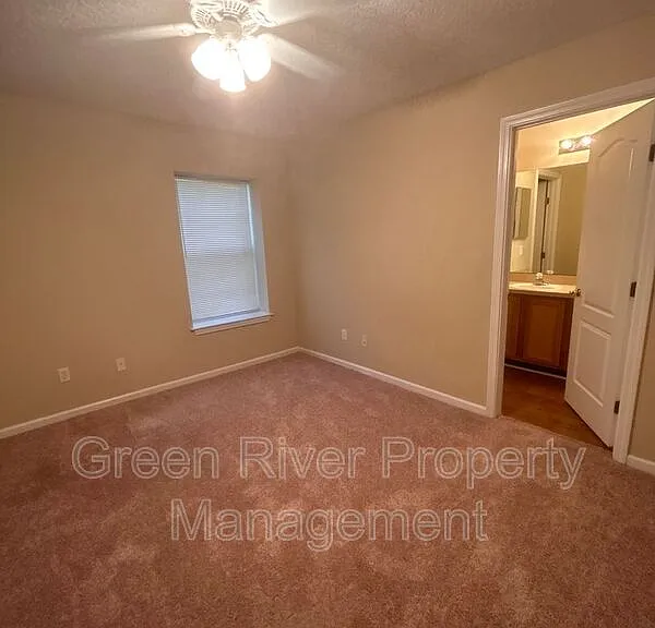 2120D Stone Creek Dr — Photo 20