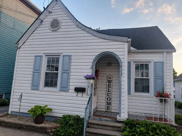 313 Rosemont Ave, Clarksburg, WV 26301