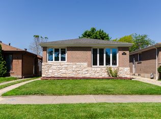 12634 S Marquette Ave, Chicago, IL 60633