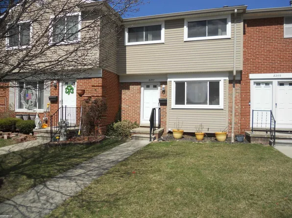 8207 Farnum Ave, Warren, MI 48093