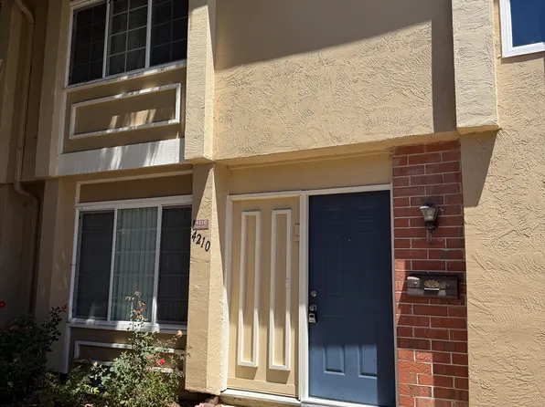 4210 Solar Cir, Union City, CA 94587