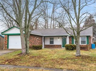 9607 Elm Lake Dr, Louisville, KY 40291