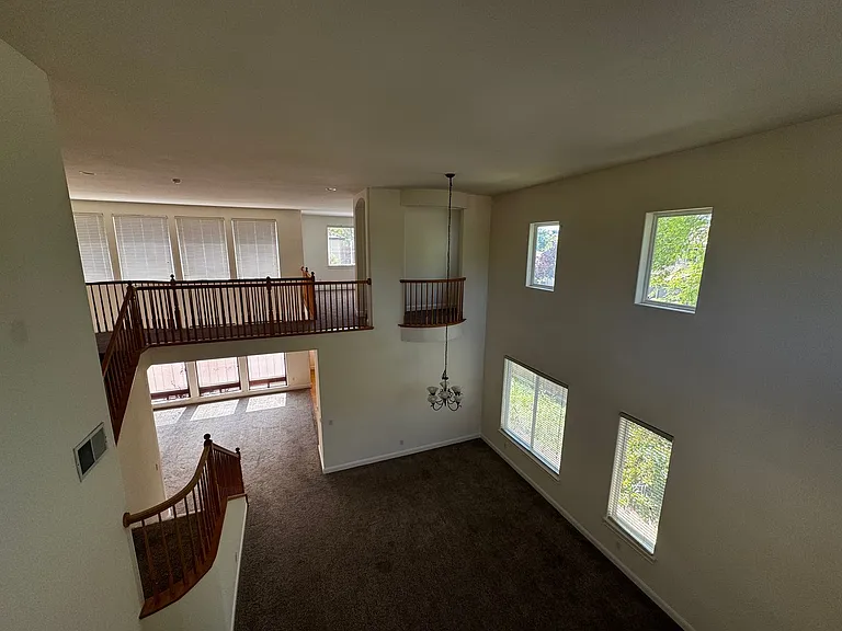 1902 Foster Way — Photo 19