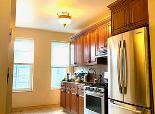 30-15 45th St #2A, Astoria, NY 11103