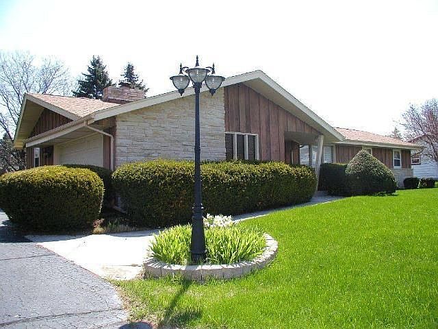 1st image of 8144 N Edge O Woods Dr
