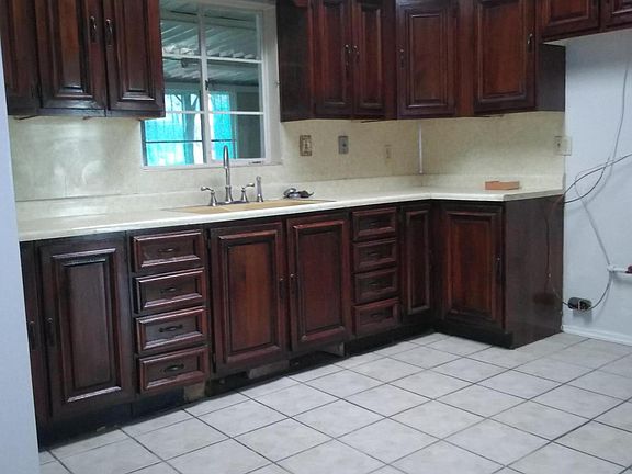 2nd image of 7605 Mojave Dr