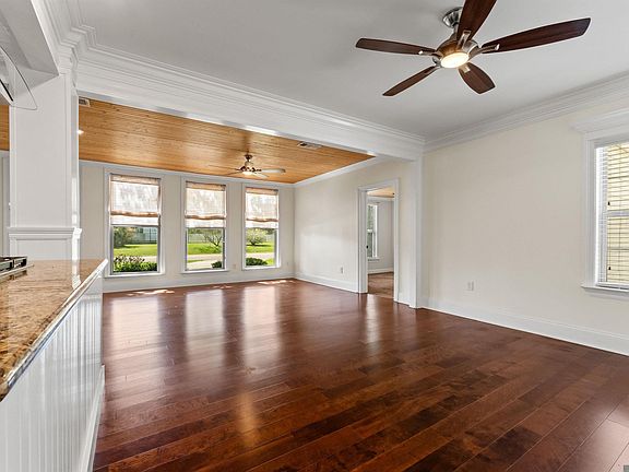 5th image of 3919 Claycut Rd