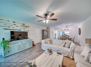 430 Commodore Dr APT 102, Fort Lauderdale, FL 33325