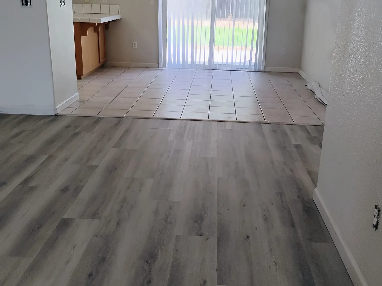 3 bed, 1421 sqft, $2,500 — Photo 2
