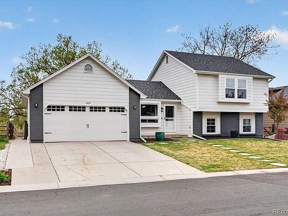 2nd image of 8697 Aspen Circle