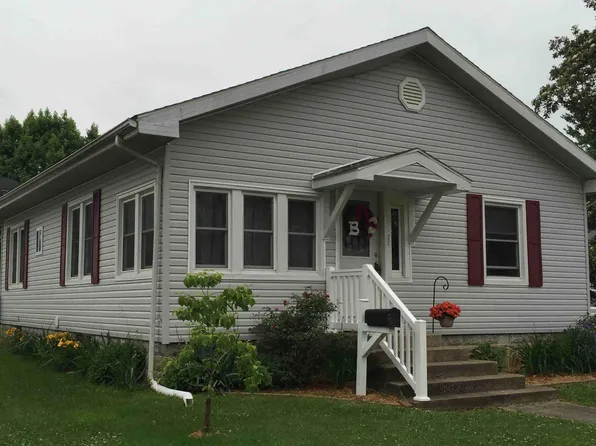 1925 Clarke St, Murphysboro, IL 62966