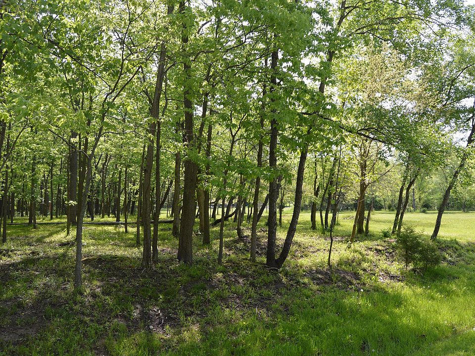 2nd image of 2722 E 1959th Rd
